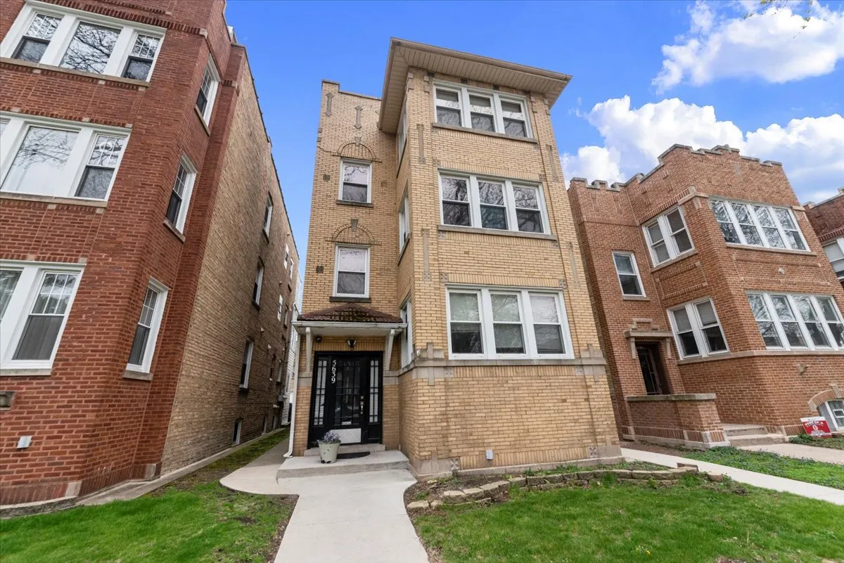 5639 N Artesian Ave, , 60659, USA 60659-unit#GDN-Chicago-IL
