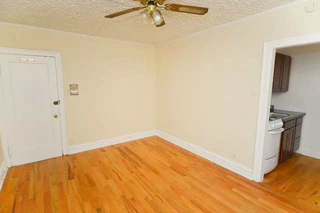 711 W Belmont Ave, , 60657, USA 60657-unit#106-Chicago-IL