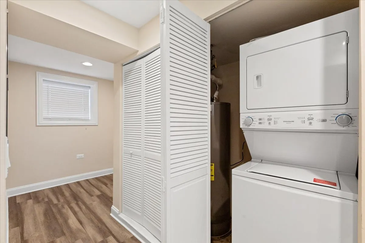 4016 N Central Park Ave, ,  60618, USA 60618-unit#1E-Chicago-IL