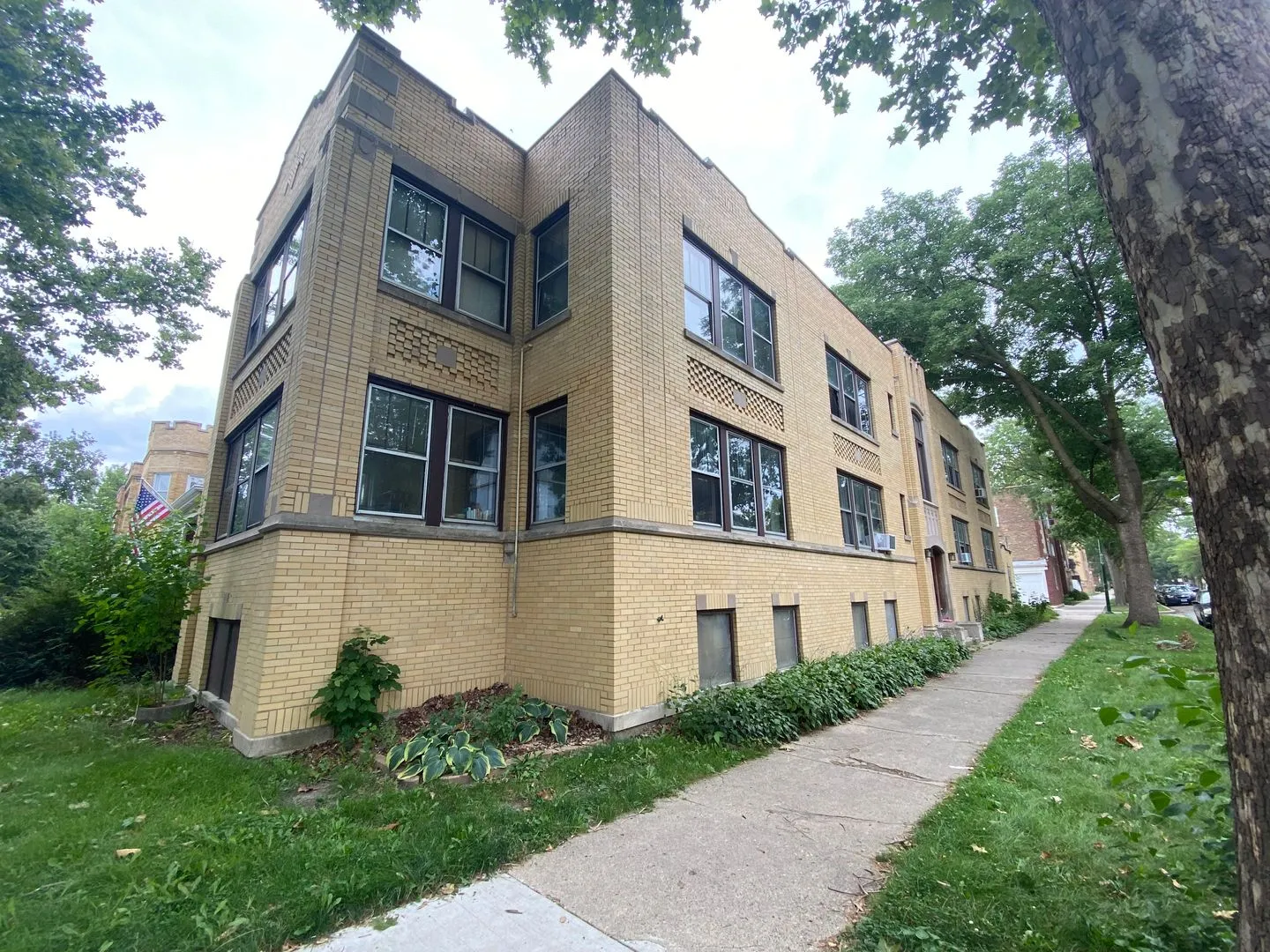 3305 W Catalpa Ave, , 60625, USA 60625-unit#2-Chicago-IL