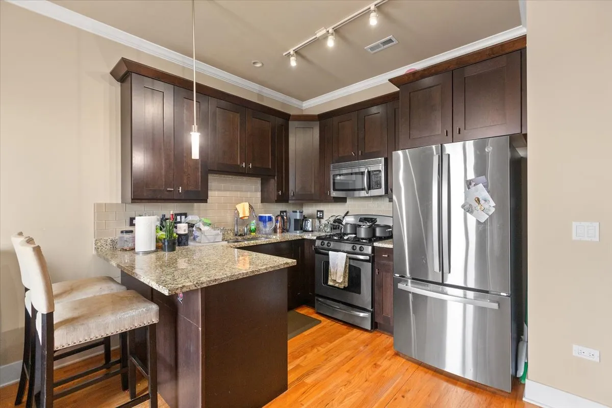 207 E 31st St, , 60616, USA 60616-unit#4F-Chicago-IL