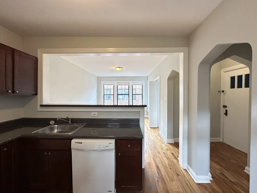 4419 N Wolcott Ave, ,  60640, USA 60640-unit#3B-Chicago-IL