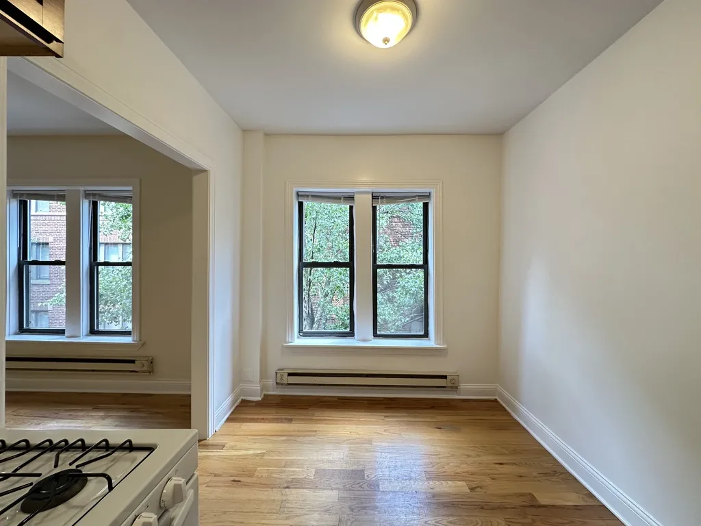 3823 N Fremont St, ,  60613, USA 60613-unit#2E-Chicago-IL
