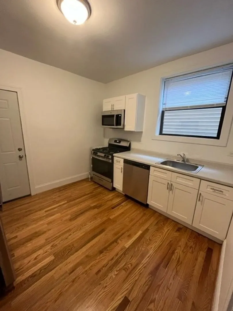 5006 N Hermitage Ave, , 60640, USA 60640-unit#2E-Chicago-IL