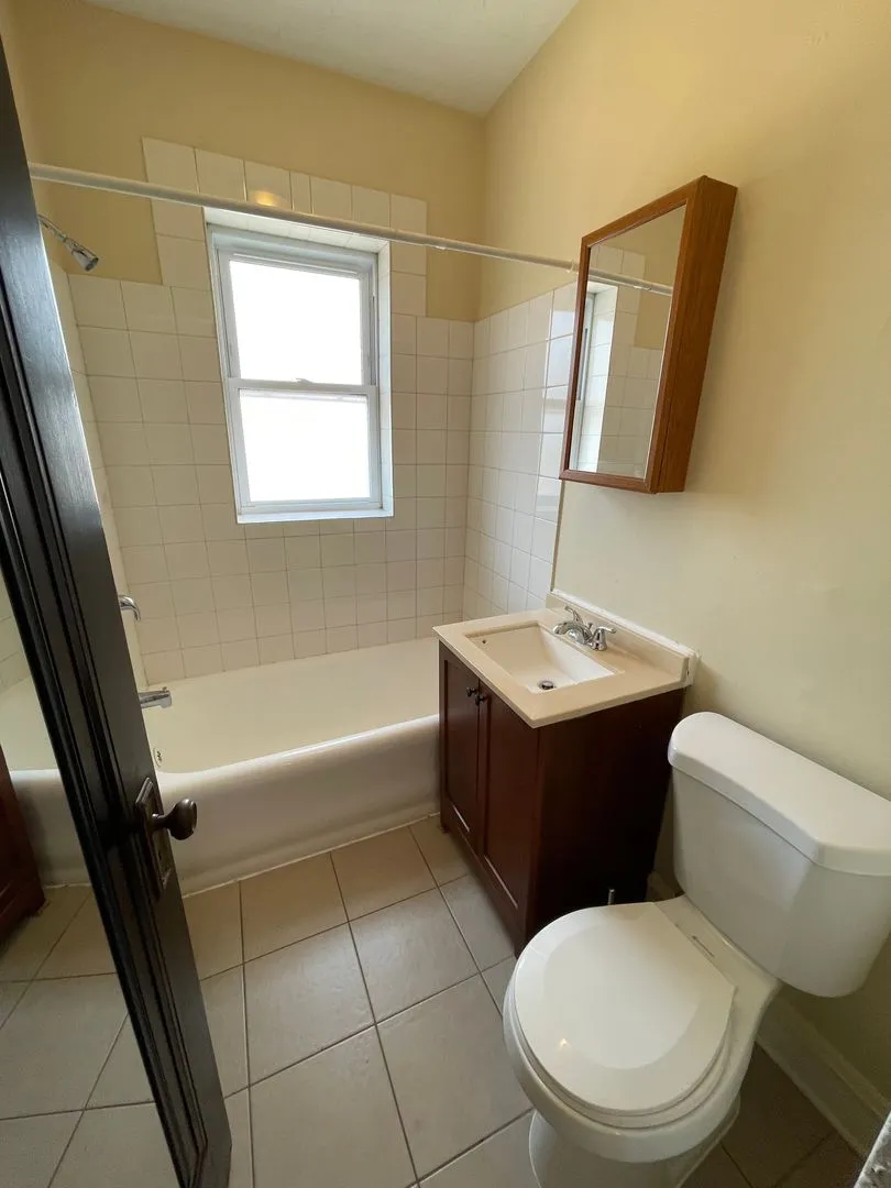 4020 W Melrose St, ,  60641, USA 60641-unit#1N-Chicago-IL