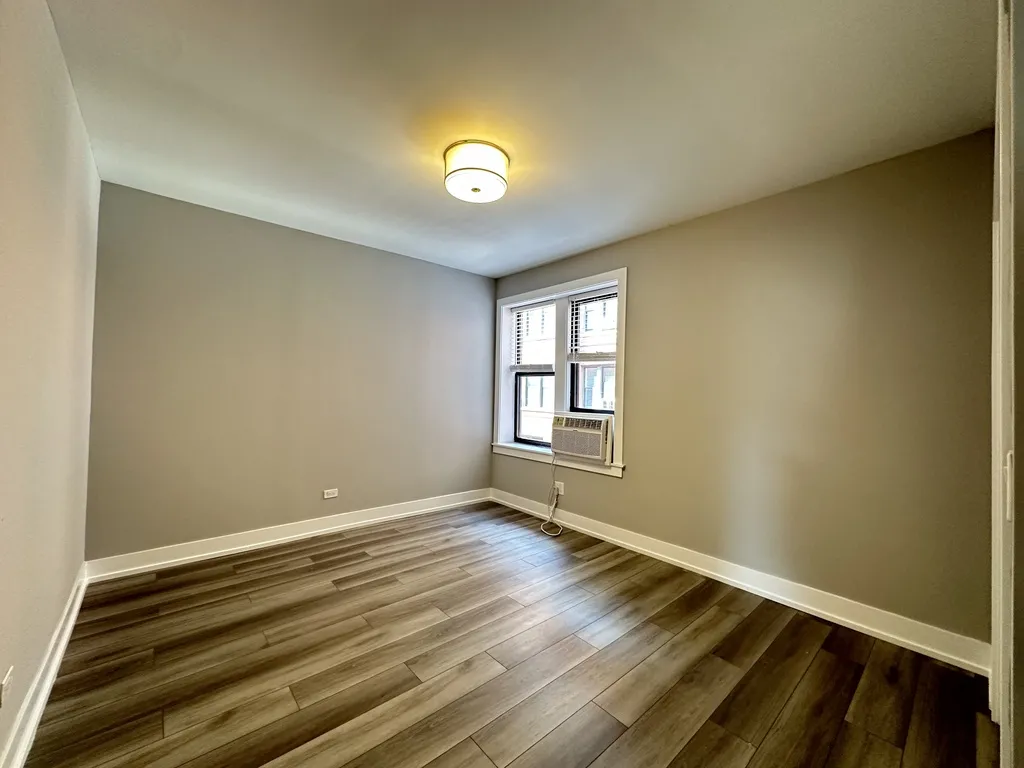 3937 N Janssen Ave, ,  60613, USA 60613-unit#1E-Chicago-IL