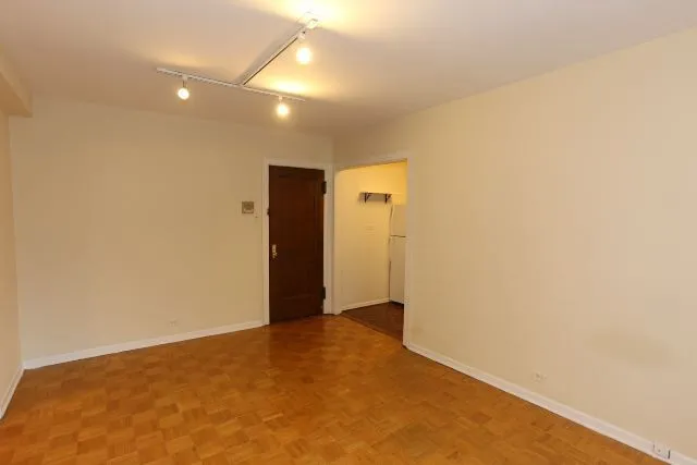 739 W Belmont Ave, ,  60657, USA 60657-unit#507-Chicago-IL