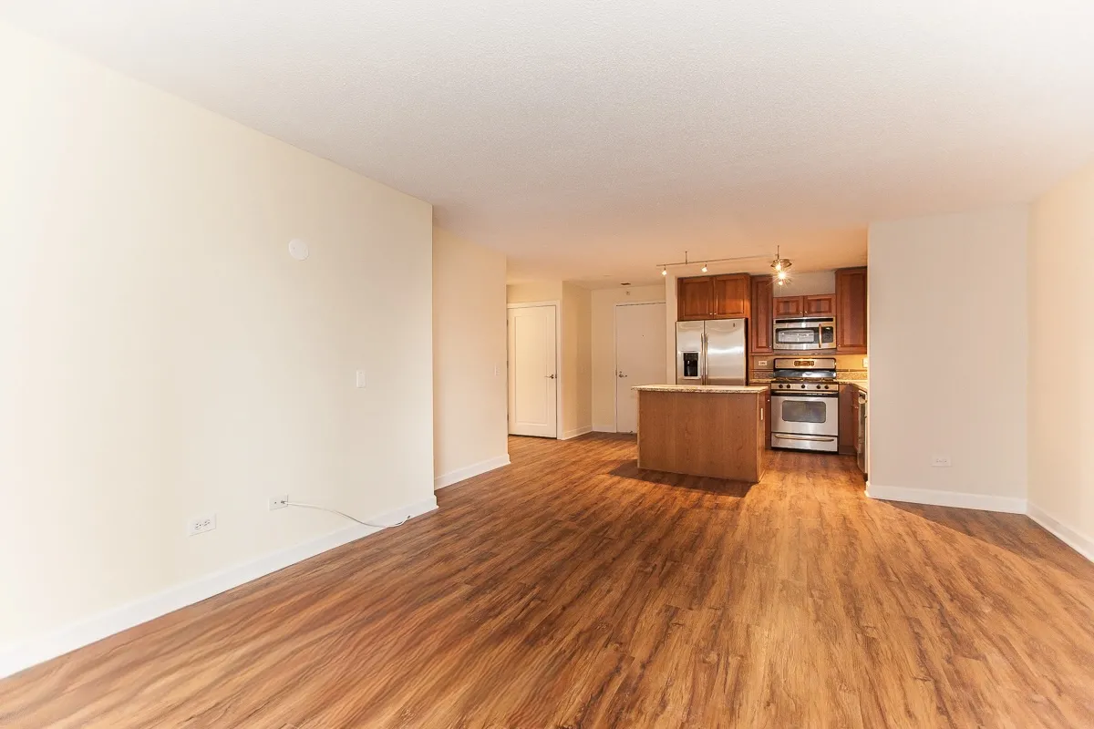 545 N Dearborn St, ,  60654, USA 60654-unit#902-Chicago-IL