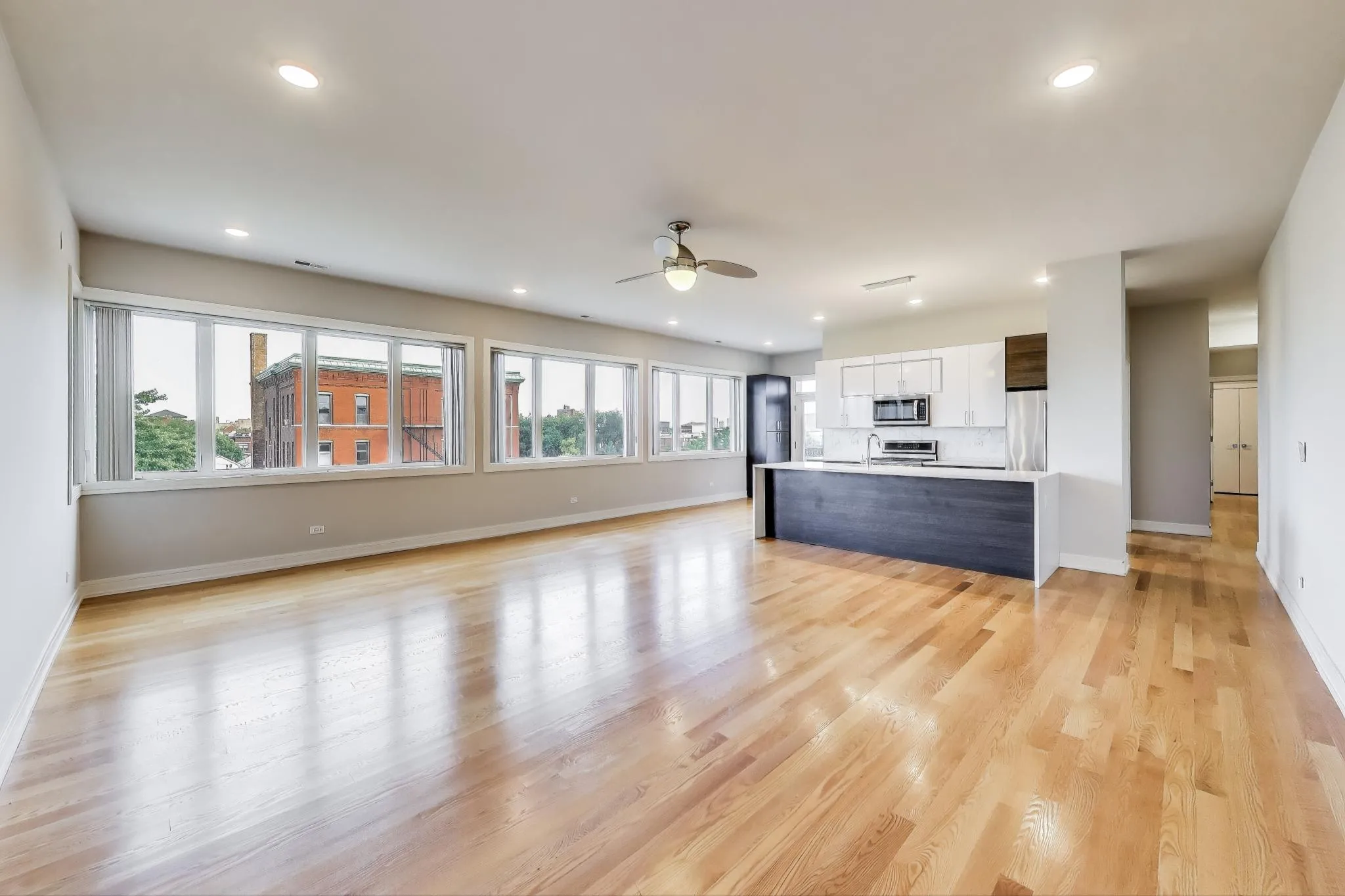 1641 W Grand Ave, , 60622, USA 60622-unit#401-Chicago-IL
