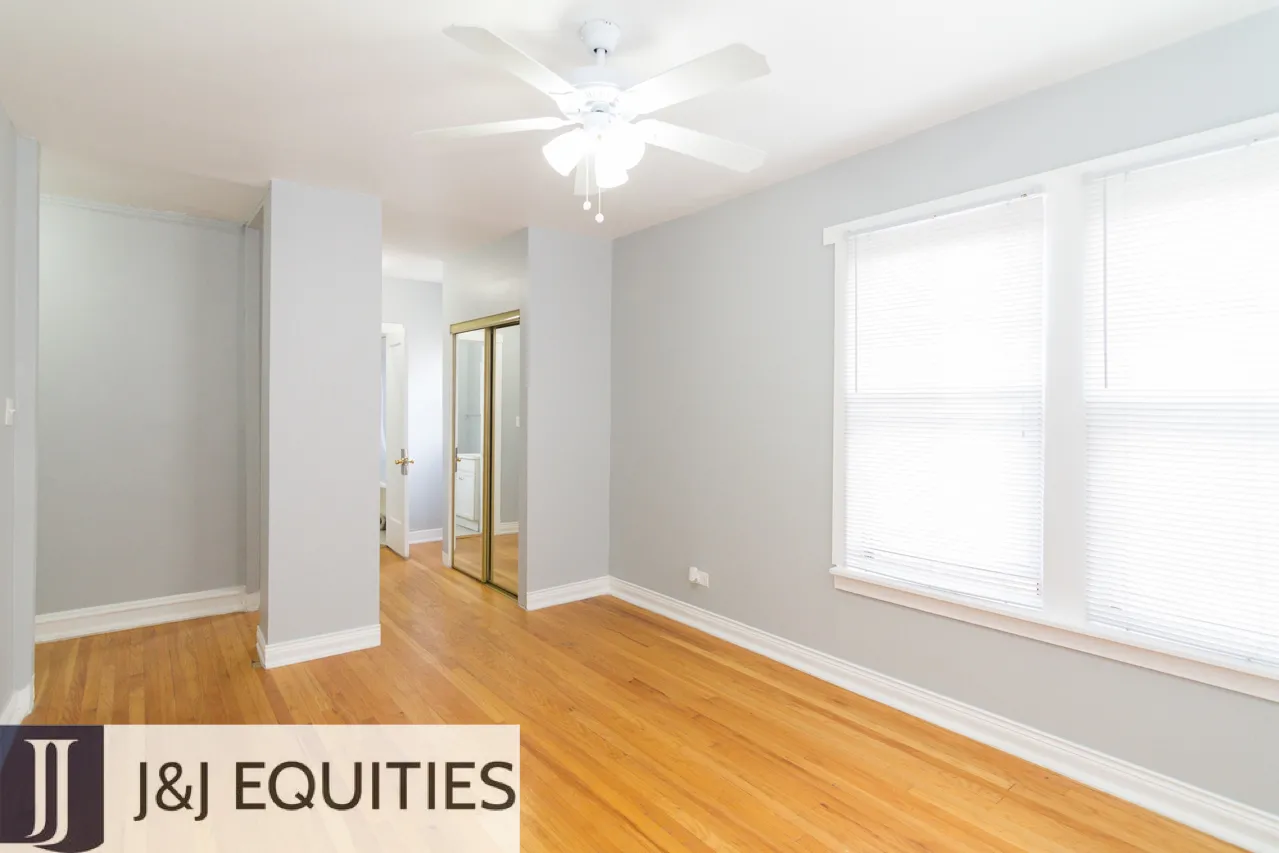 3263 W Wrightwood Ave, , 60647, USA 60647-unit#2Q-Chicago-IL