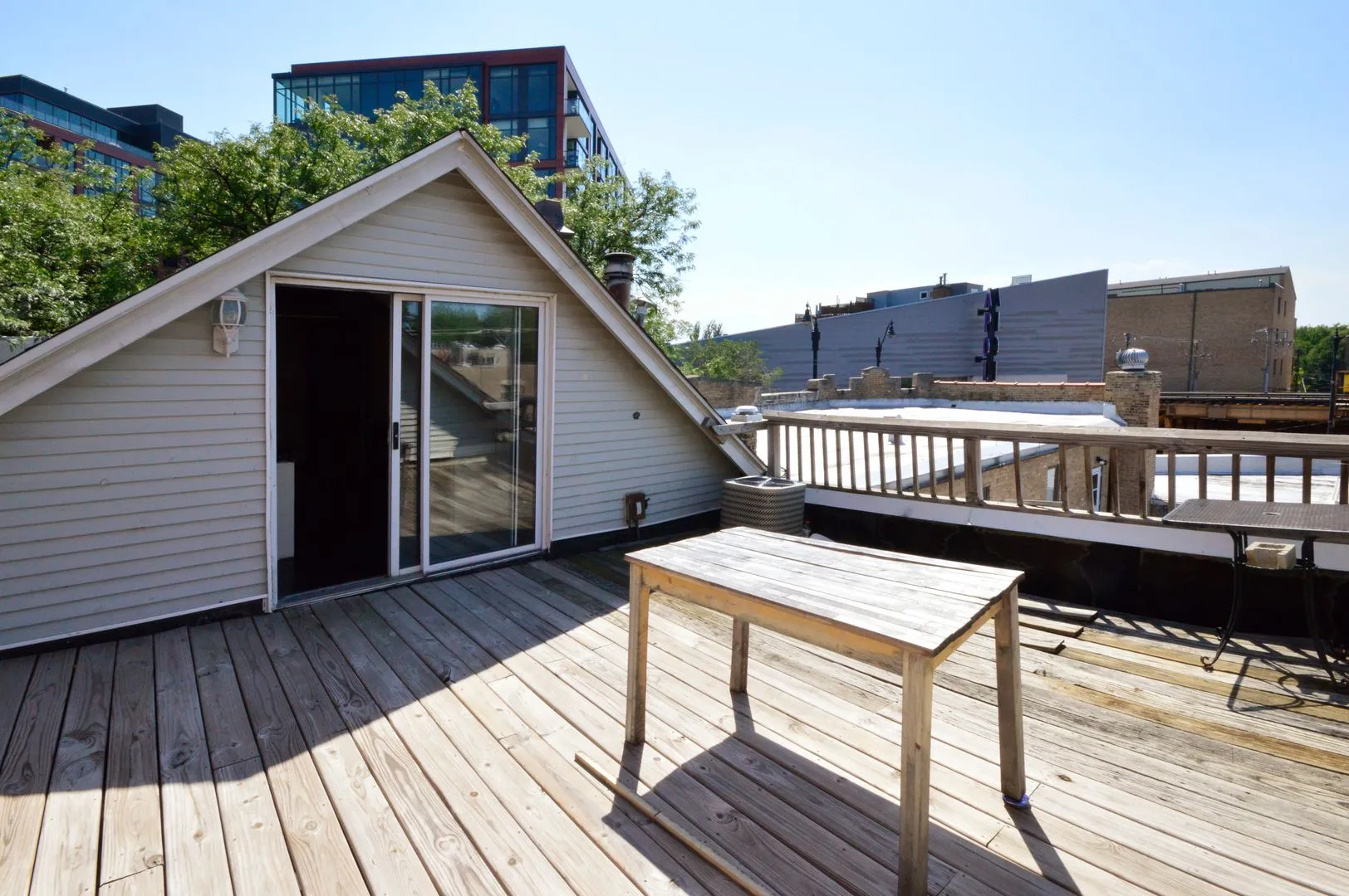888 W Lill Ave, , 60614, USA 60614-unit#2F-Chicago-IL