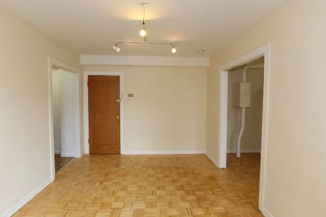 739 W Belmont Ave, ,  60657, USA 60657-unit#208-Chicago-IL
