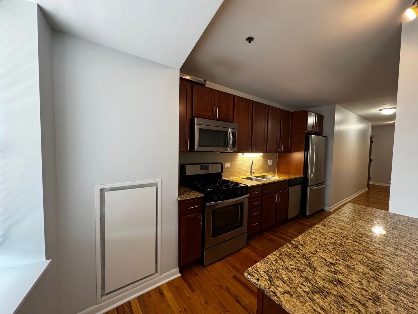 1337 W Fargo Ave, ,  60626, USA 60626-unit#603-Chicago-IL
