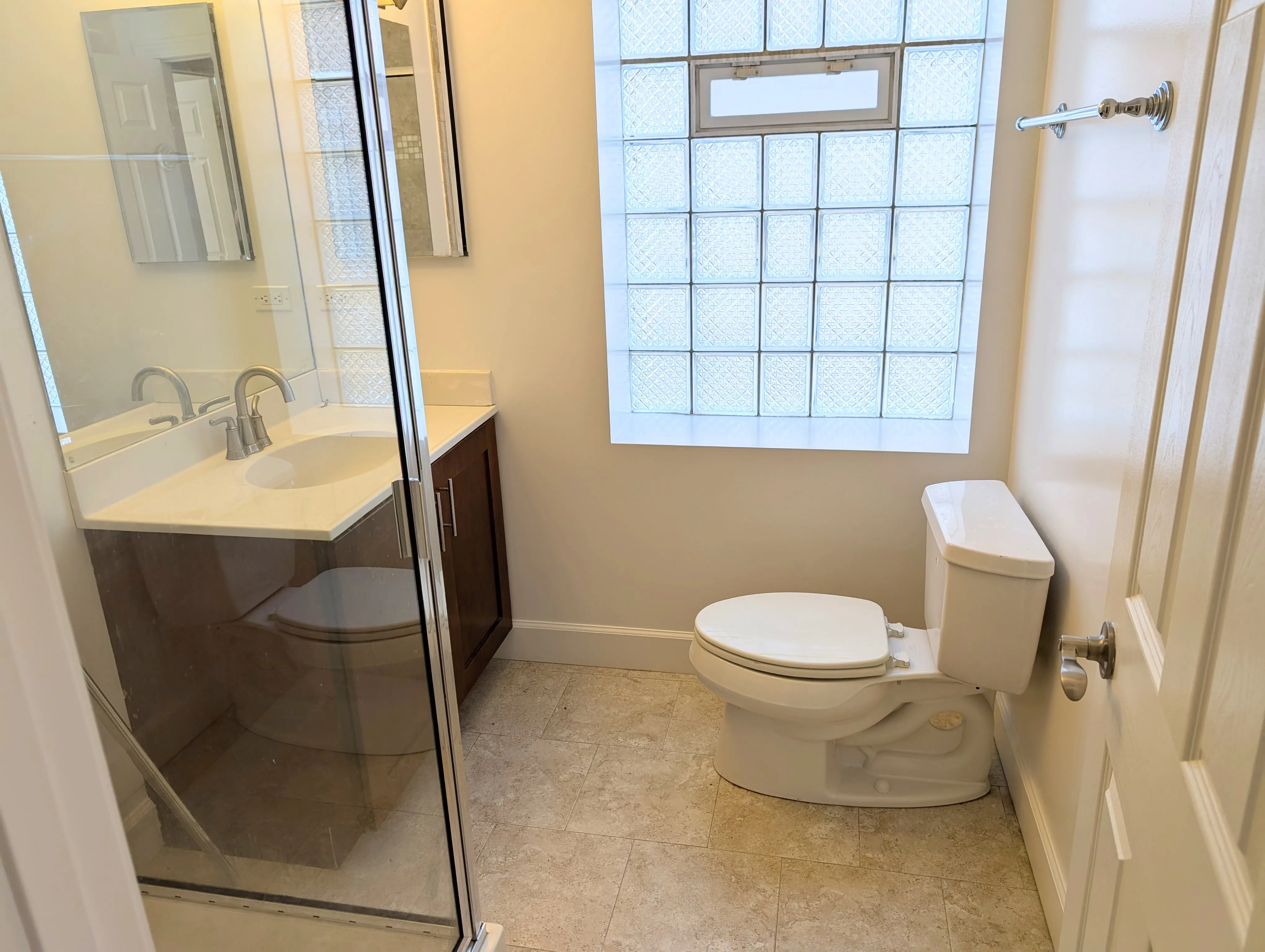 142 Elmwood Ave, ,  60202, USA 60202-unit#2-Evanston-IL
