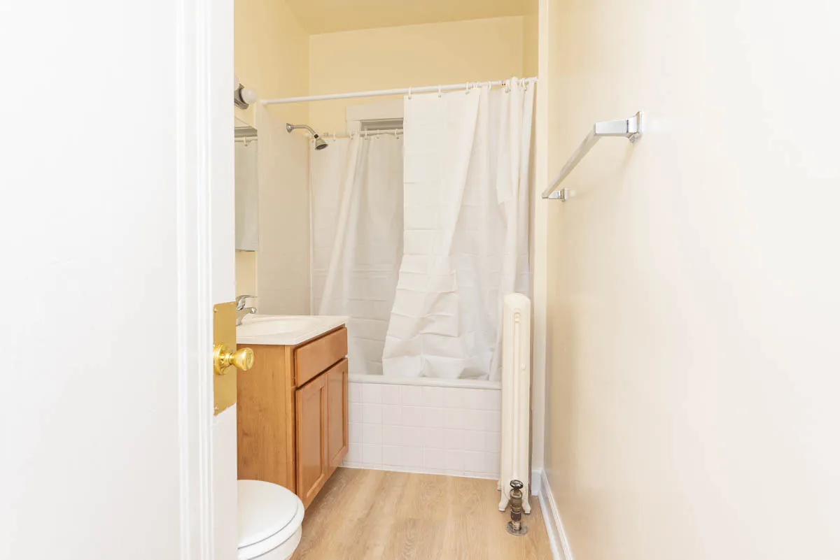 739 Hinman Ave, ,  60202, USA 60202-unit#2E-Evanston-IL