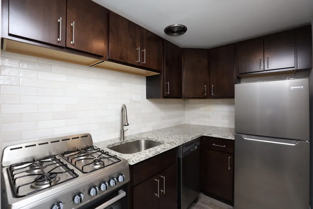 445 W Barry Ave, , 60657, USA 60657-unit#102-Chicago-IL