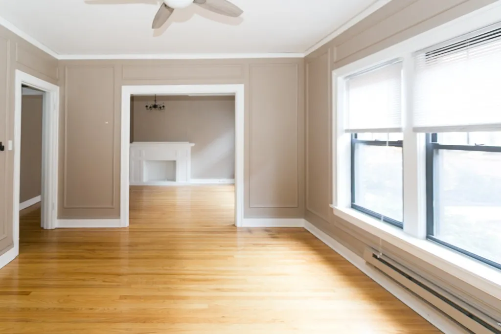 1319 Oak Ave, Evanston,  60201, USA 60201-unit#1C-Chicago-IL