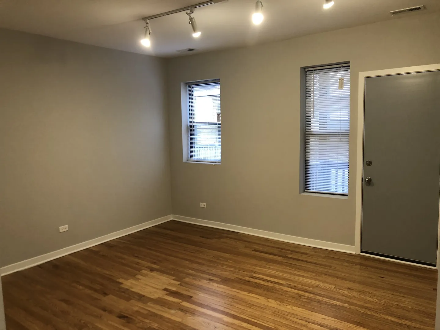 4817 N Christiana Ave, ,  60625, USA 60625-unit#1W-Chicago-IL