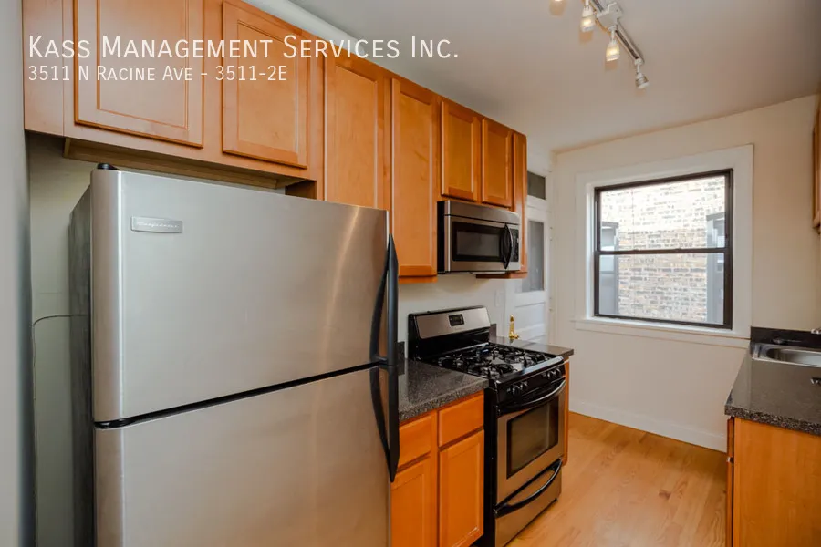 3507 N Racine Ave, , 60657, USA 60657-unit#3511-2E-Chicago-IL