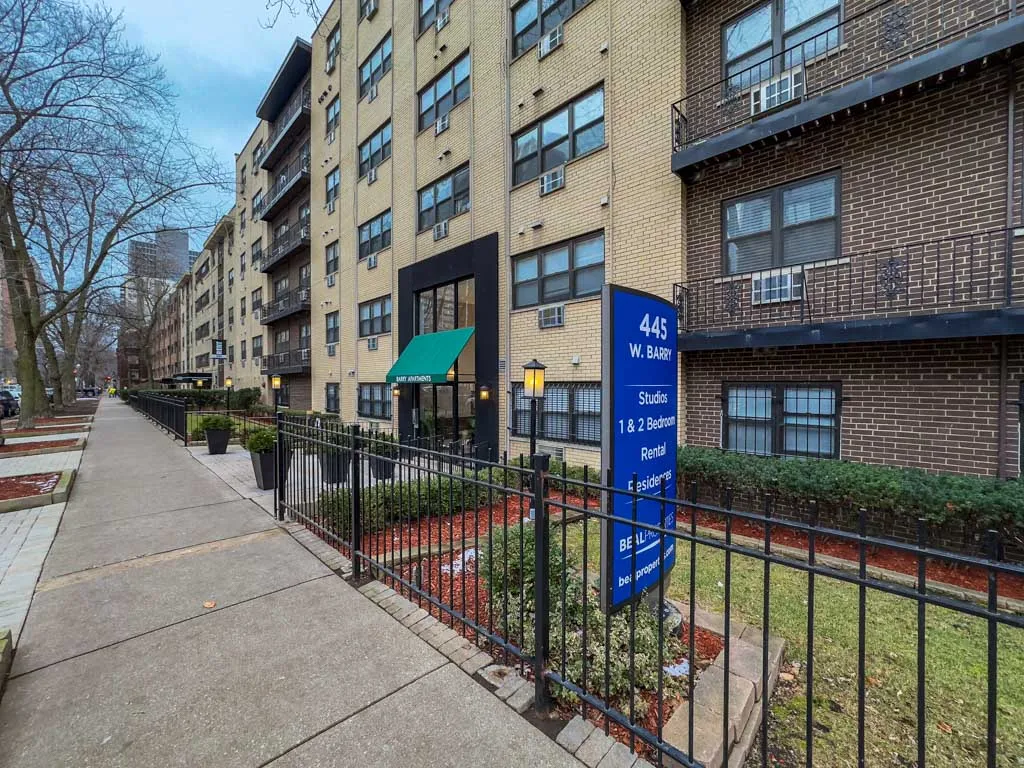 445 W Barry Ave, , 60657, USA 60657-unit#216-Chicago-IL