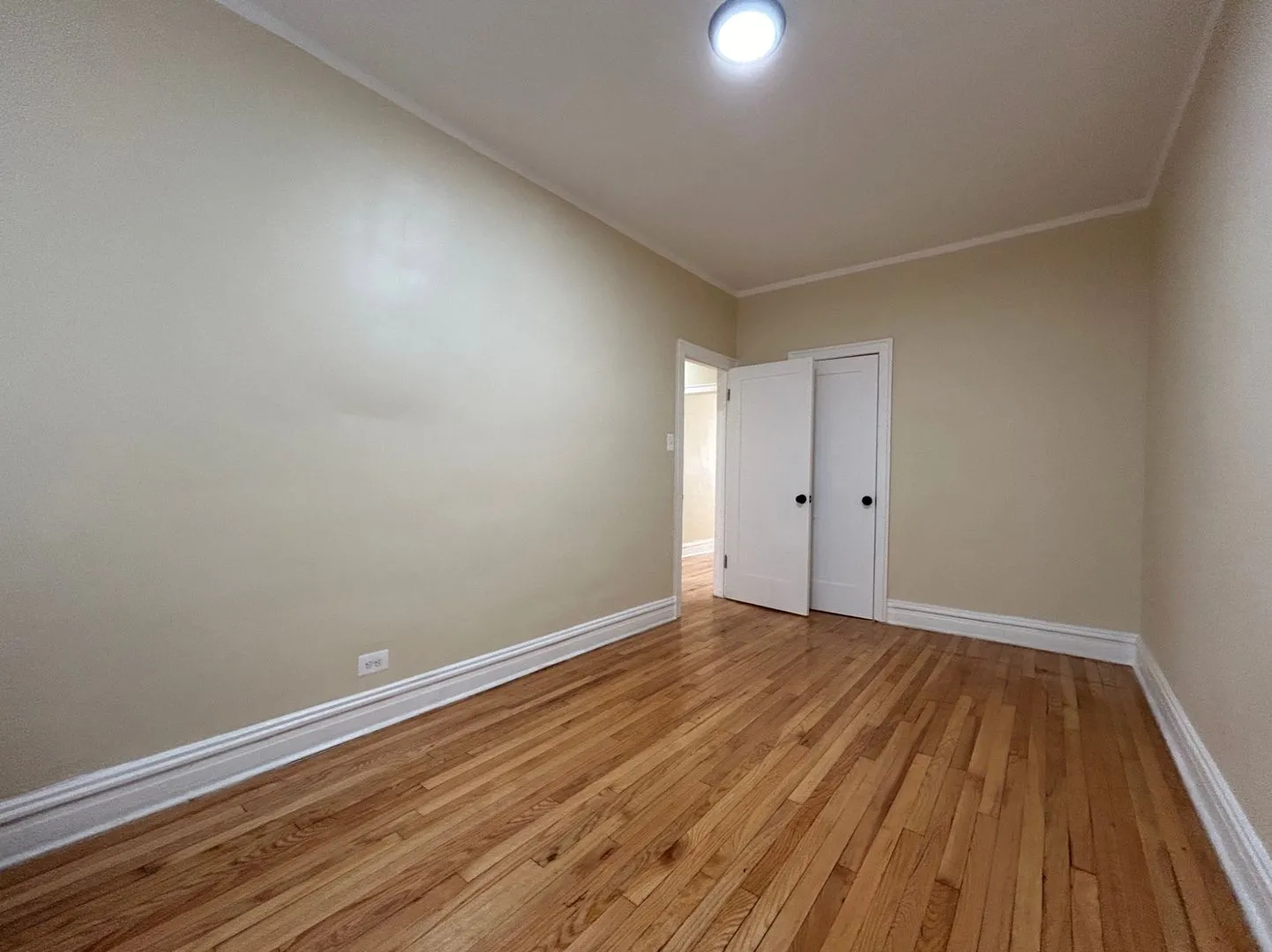 4019 W School St, ,  60641, USA 60641-unit#2E-Chicago-IL