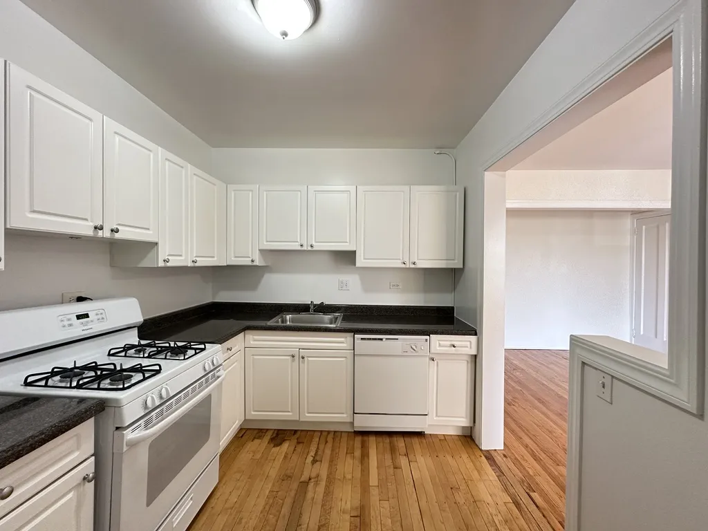 342 Park Ave, ,  60022, USA 60022-unit#3B-Glencoe-IL