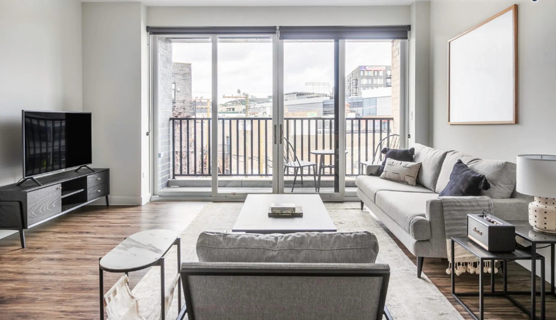 1045 W Cornelia Ave #502, , 60657, USA 60657-Chicago-IL