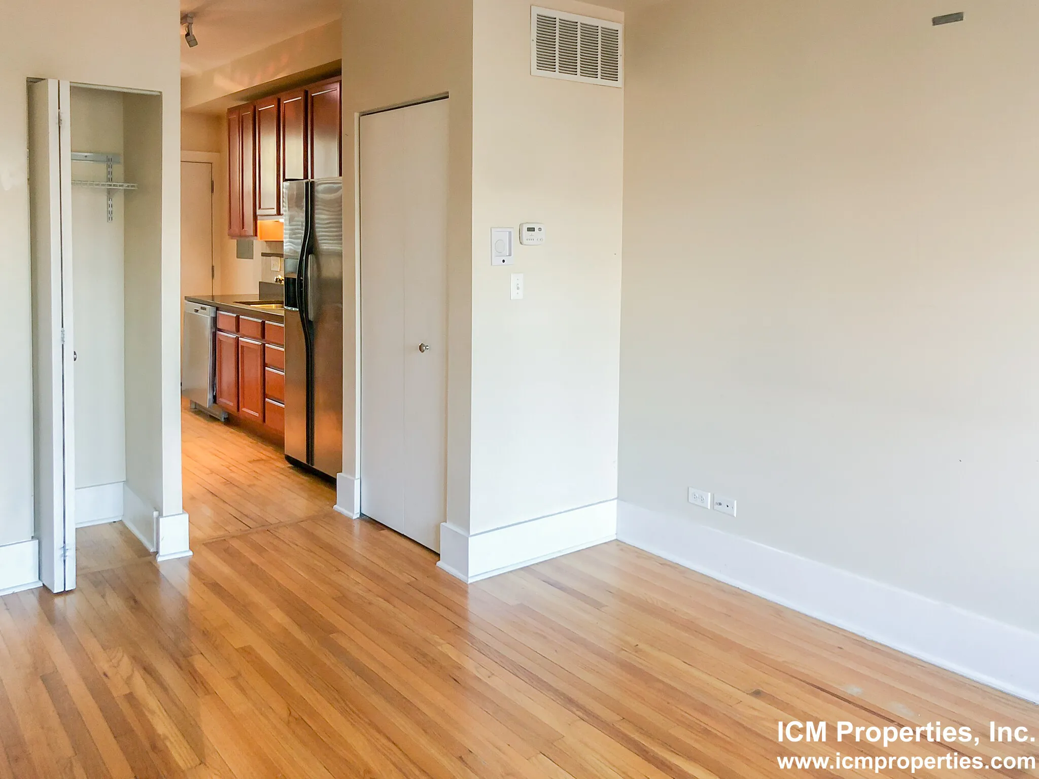 1849 W Cornelia Ave, ,  60657, USA 60657-unit#3453-3-Chicago-IL