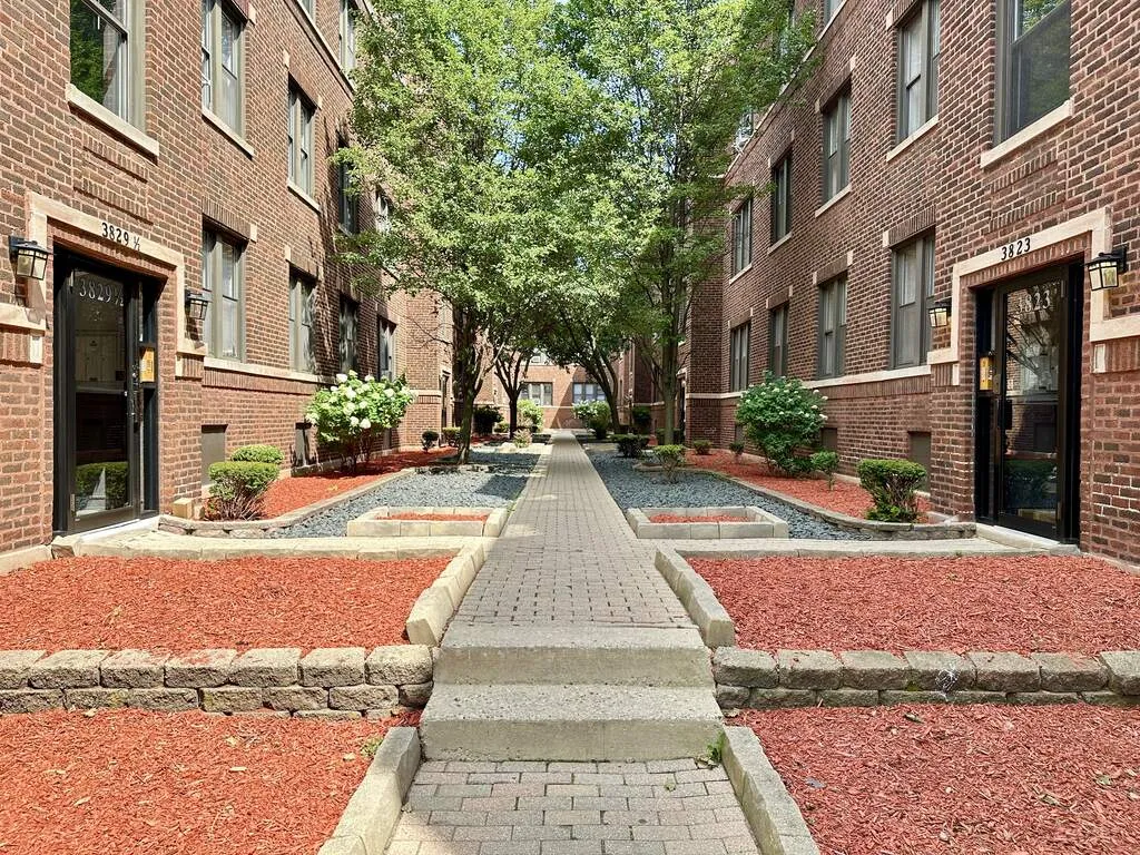 3823 N Fremont St, , 60613, USA 60613-unit#2E-Chicago-IL