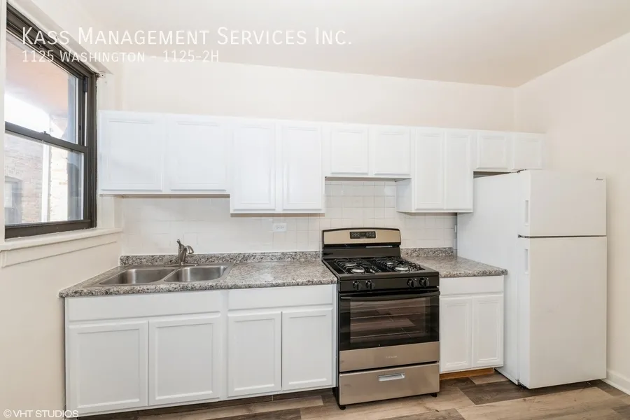 400 S Maple Ave, , 60302, USA 60302-unit#1125-2H-Oak Park-IL