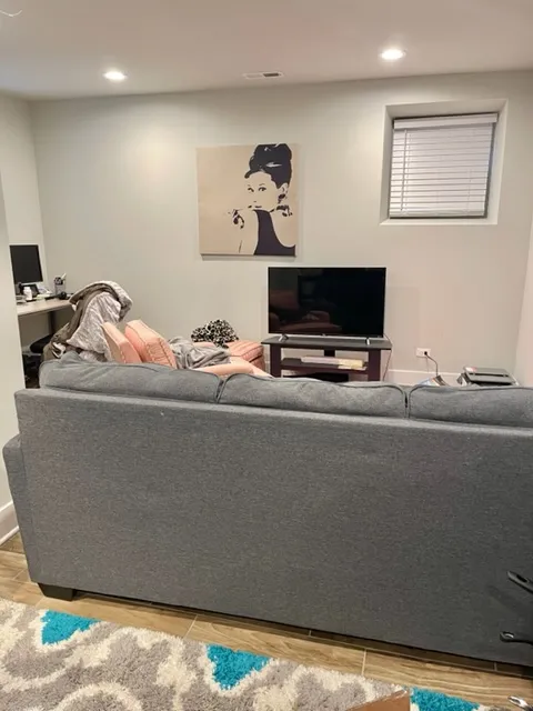 910 W Waveland Ave, , 60613, USA 60613-unit#G-Chicago-IL