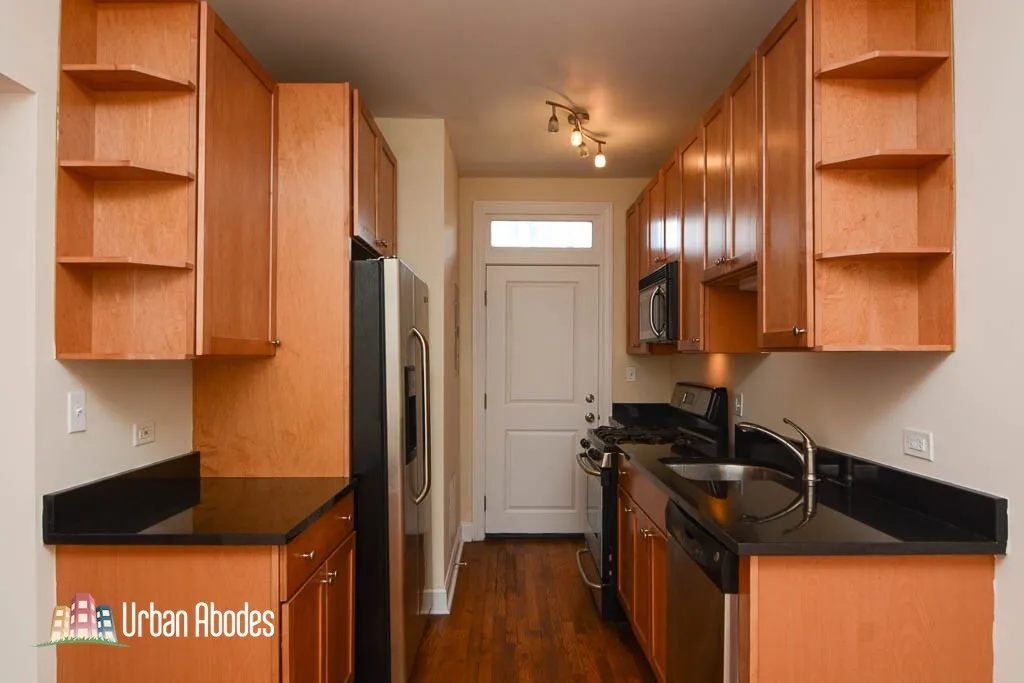 748 W Addison St, ,  60613, USA 60613-unit#2N-Chicago-IL