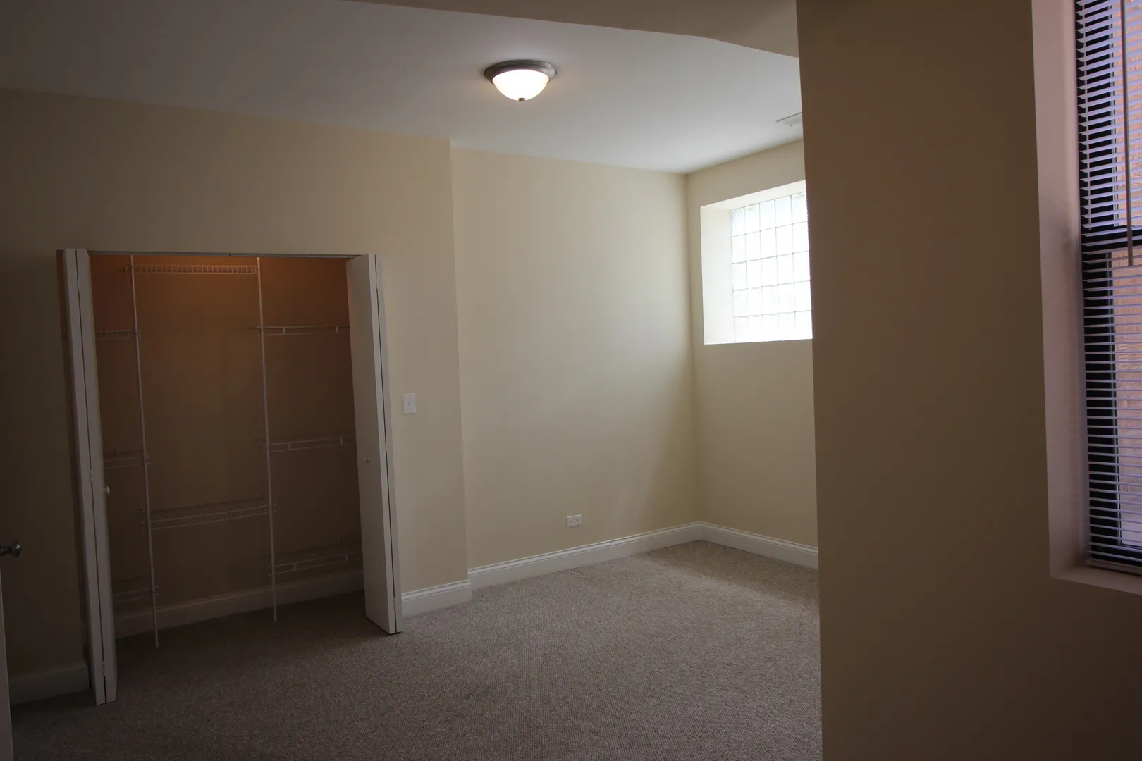 3216 W Argyle St, , 60625, USA 60625-unit#1-Chicago-IL