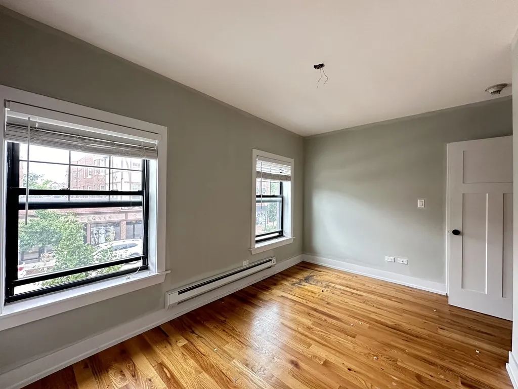 811 Elm St, Winnetka,  60093, USA 60093-unit#209-Chicago-IL