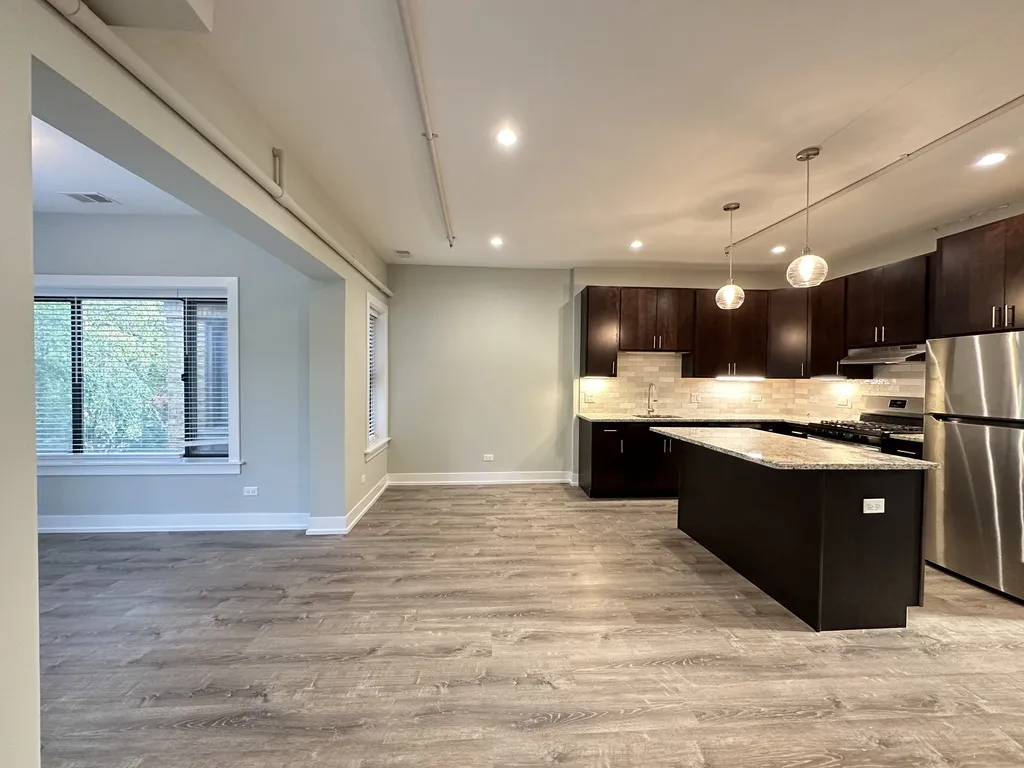 1142 Maple Ave, ,  60202, USA 60202-unit#3-Evanston-IL