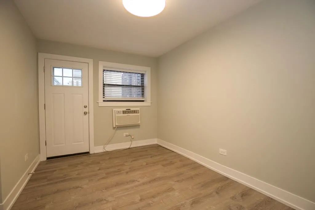 445 W Barry Ave, , 60657, USA 60657-unit#501-Chicago-IL