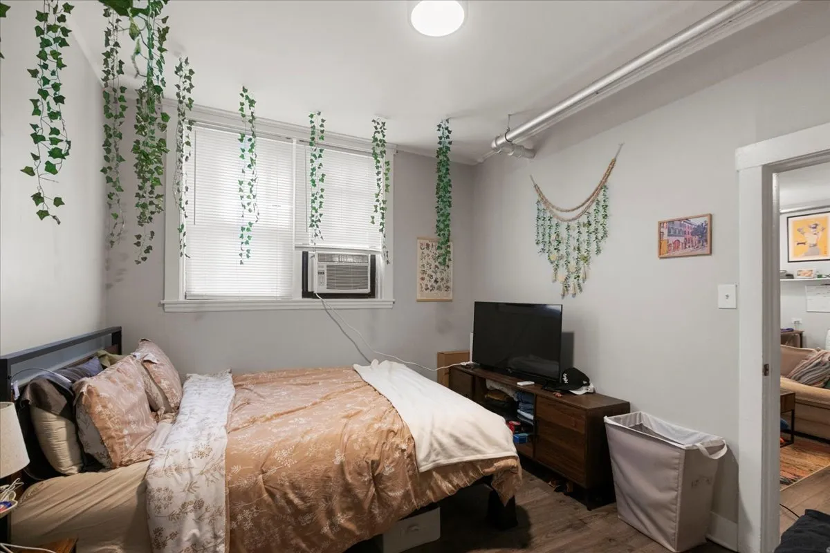 2348 W Addison St, ,  60618, USA 60618-unit#BS-Chicago-IL