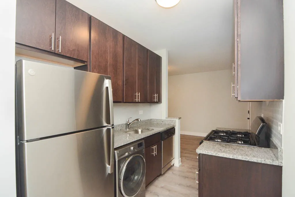 711 W Brompton Ave, ,  60657, USA 60657-unit#47-Chicago-IL
