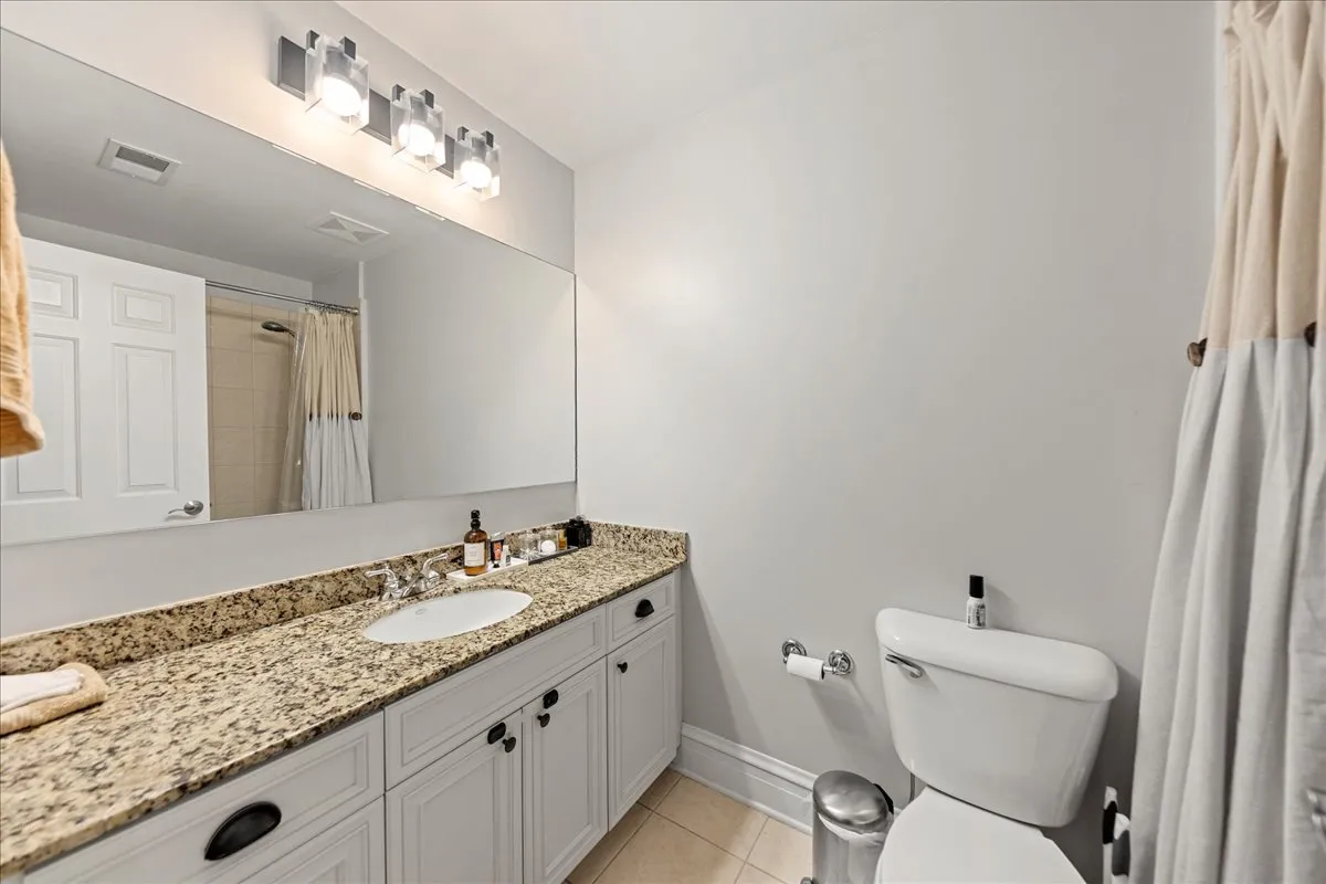 4226 N Ashland Ave, , 60613, USA 60613-unit#3A-Chicago-IL