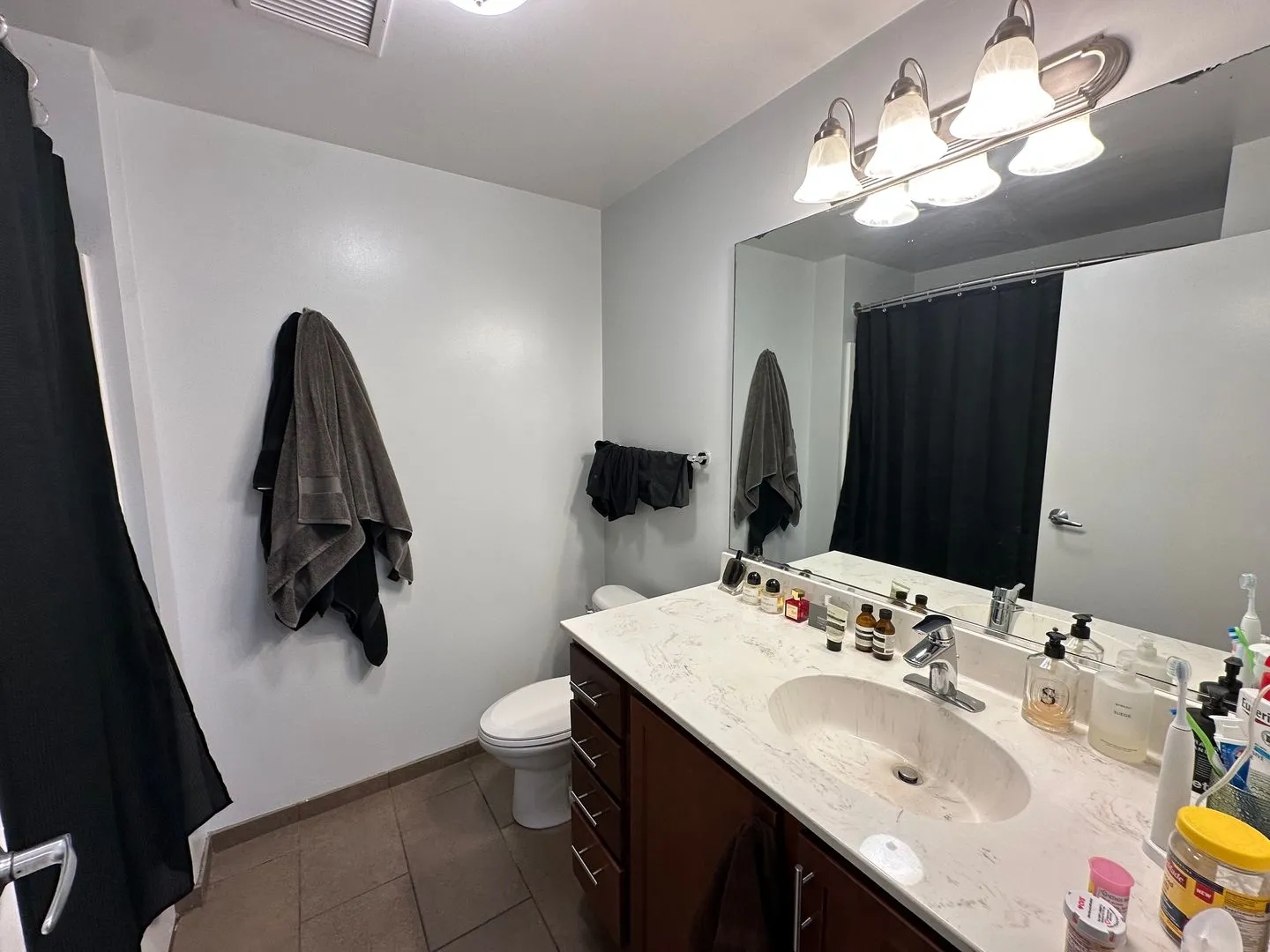 1337 W Fargo Ave, ,  60626, USA 60626-unit#207-Chicago-IL