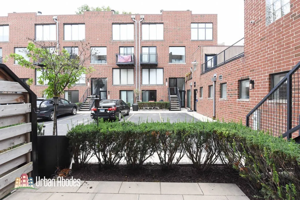 944 W Grace St, , 60613, USA 60613-unit#J101-Chicago-IL