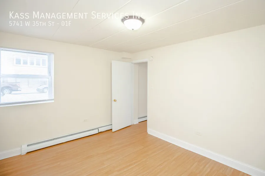 5741 W 35th St, ,  60804, USA 60804-unit#01F-Cicero-IL