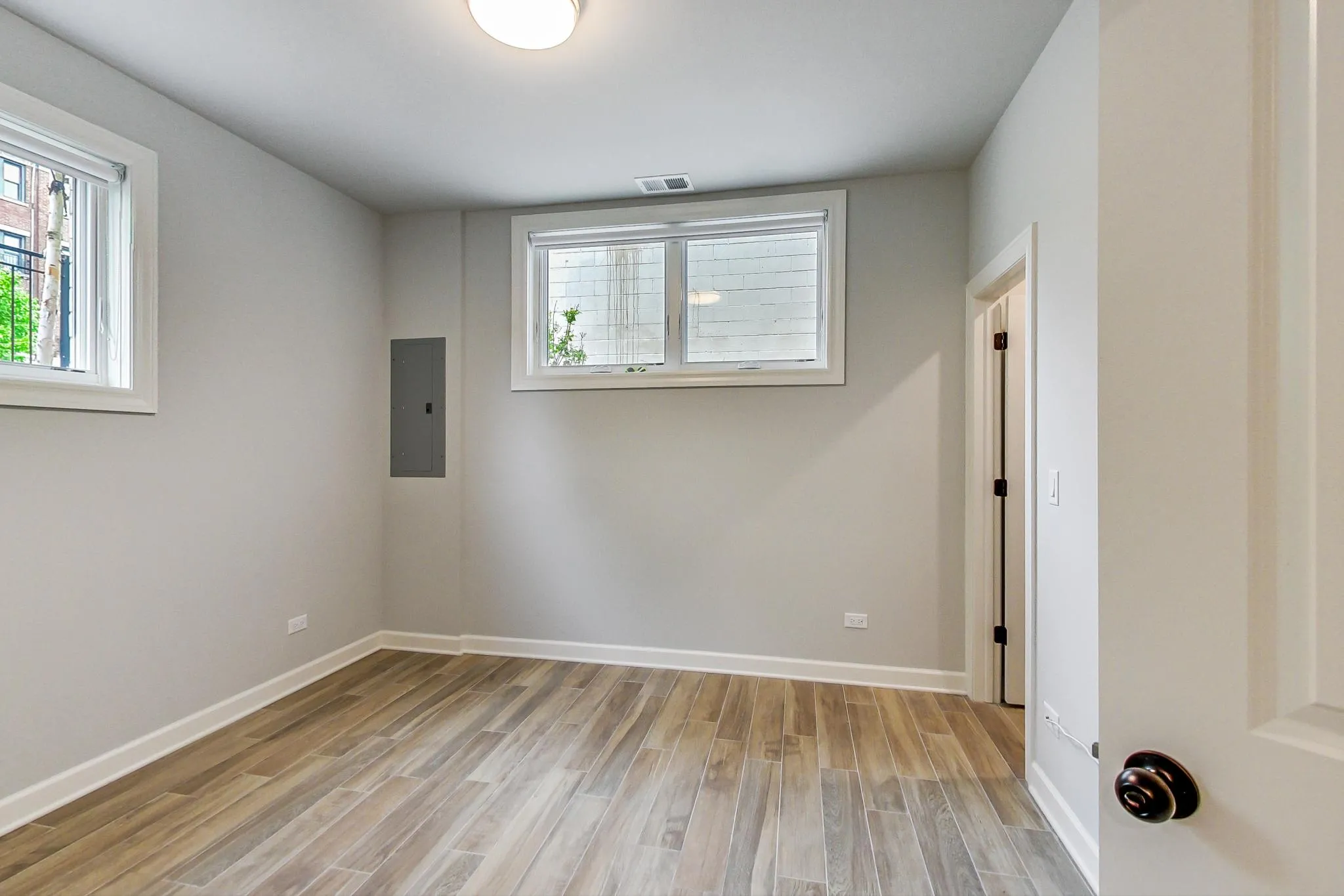 6117 S University Ave, ,  60637, USA 60637-unit#6-Chicago-IL