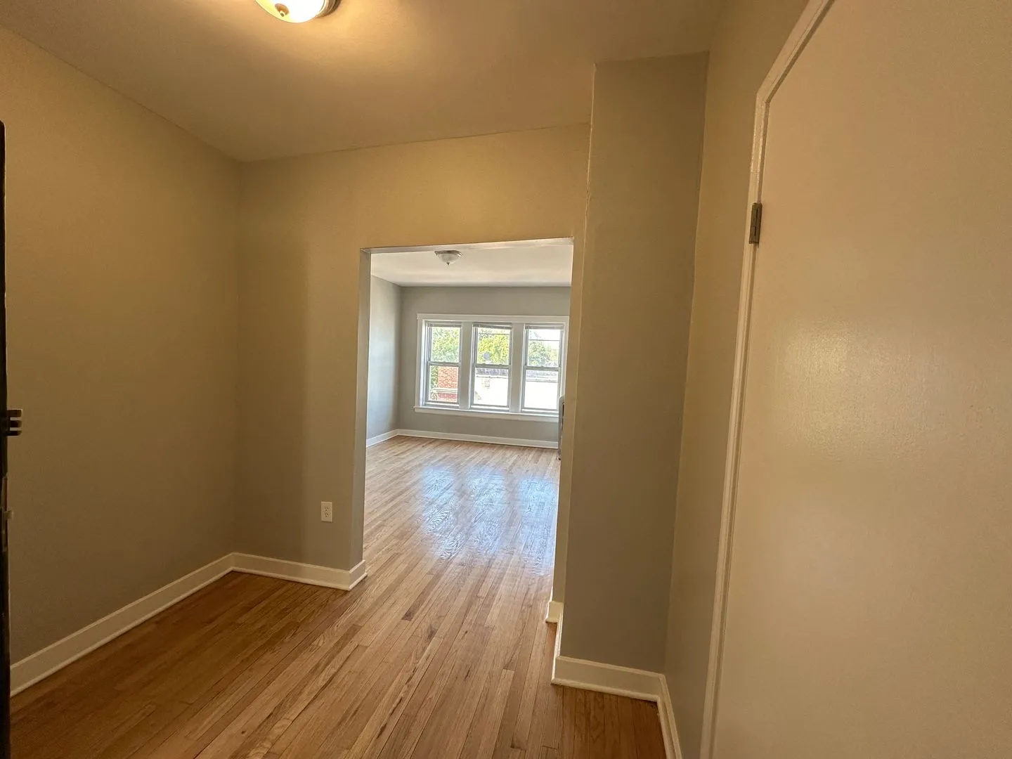 4902 N St Louis Ave, ,  60625, USA 60625-unit#3W-Chicago-IL