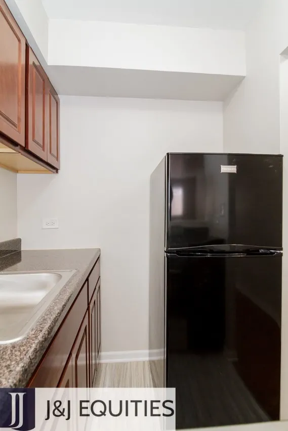 1040 W Hollywood Ave, ,  60660, USA 60660-unit#201-Chicago-IL