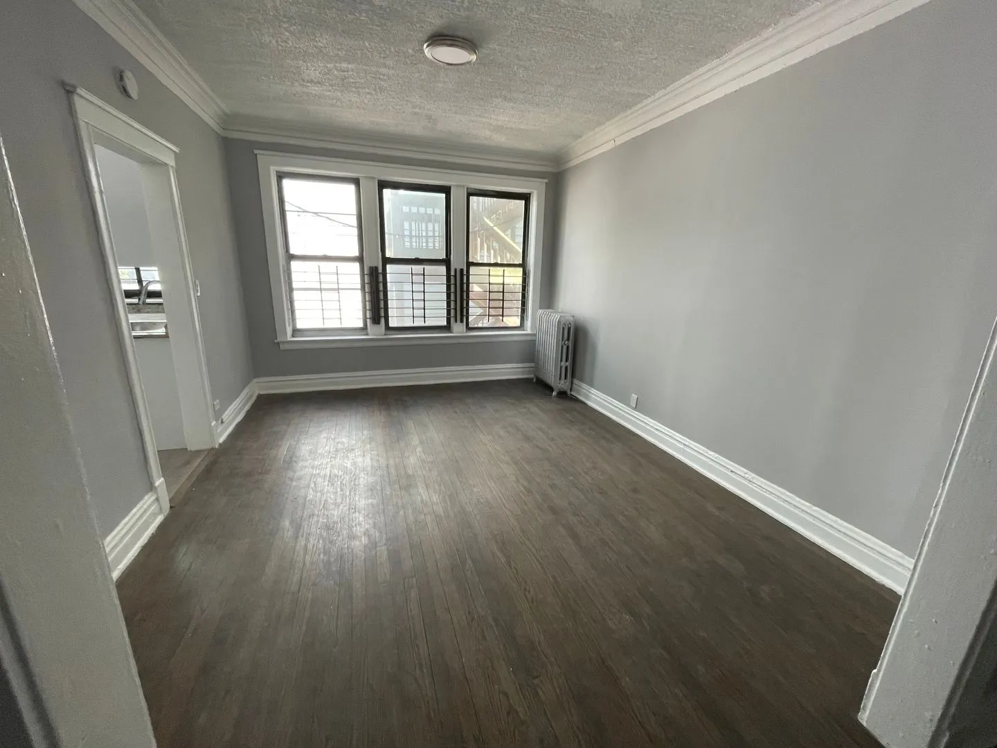 2666 E 77th St, ,  60649, USA 60649-unit#3-Chicago-IL