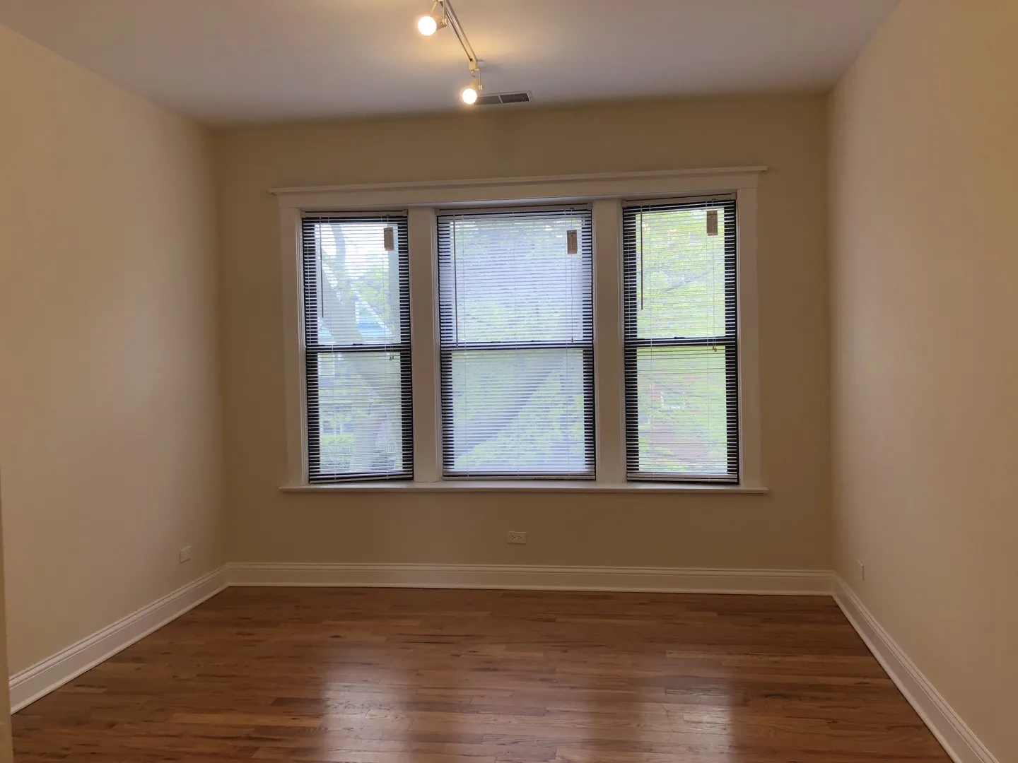 1303 W Columbia Ave, , 60626, USA 60626-unit#2-Chicago-IL