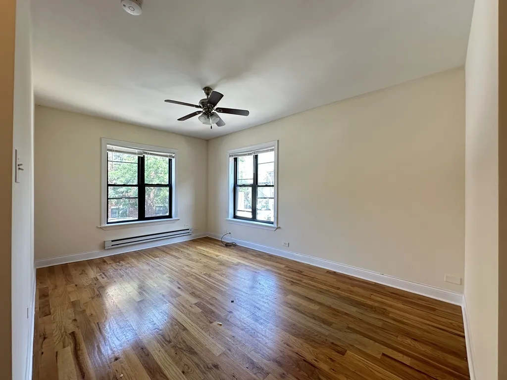 957 W Cornelia Ave, ,  60657, USA 60657-unit#1A-Chicago-IL