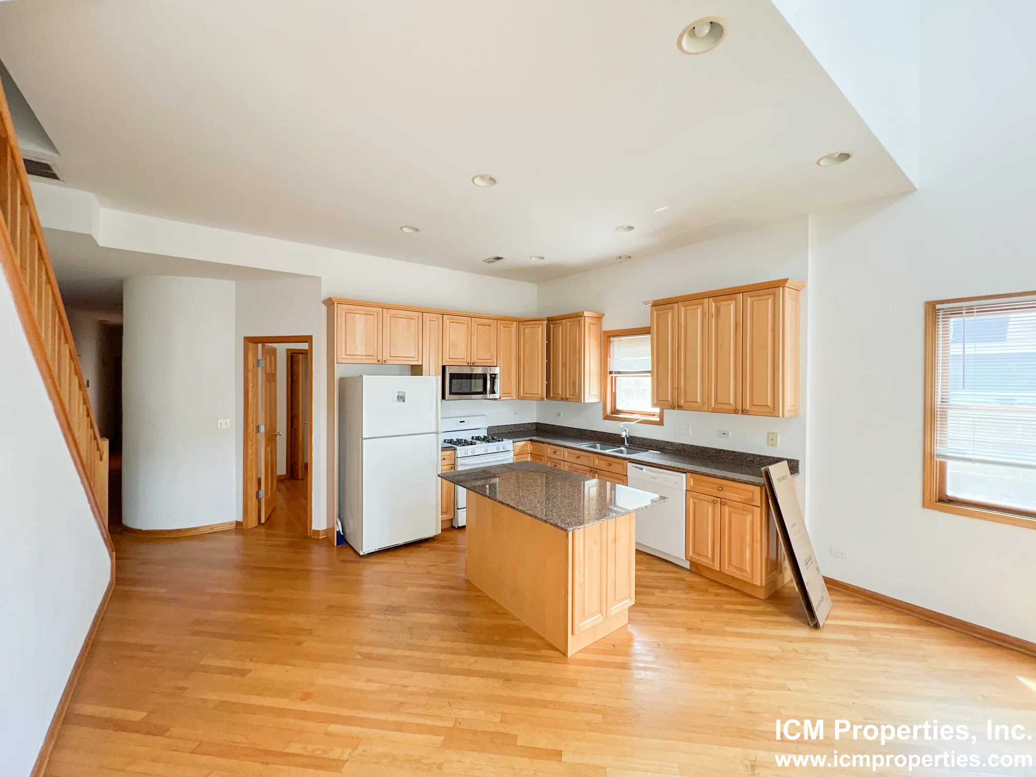 2741 N Southport Ave, ,  60614, USA 60614-unit#2741-3S-Chicago-IL