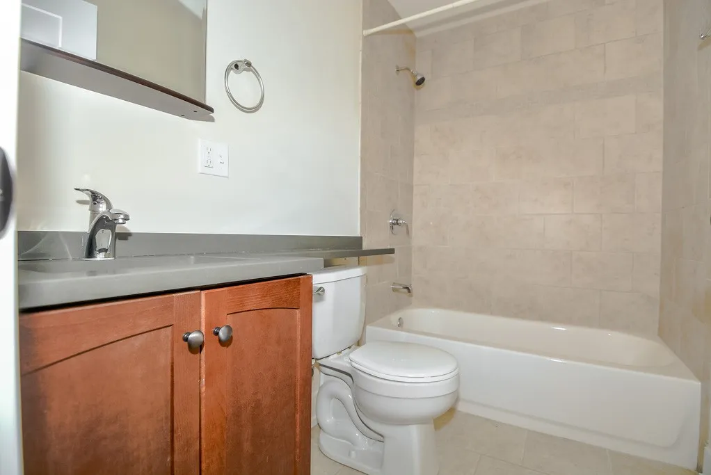 555 W Arlington Pl, ,  60614, USA 60614-unit#405-Chicago-IL
